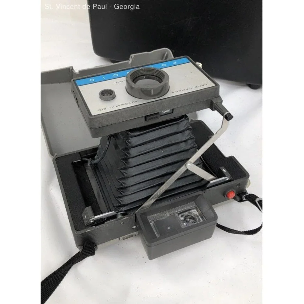 Vintage 1960's Polaroid Automatic 210 Land Camera w/ Flash‎ & Case Untested Read